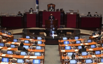 여, 필리버스터 종결 않기로…야 '한달간 토론' 가능