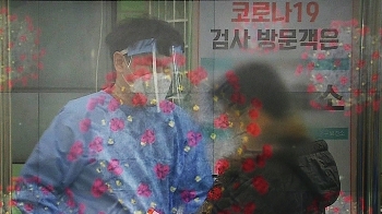 확진자 증가·병상 부족 이중고…K방역 '사면초가'