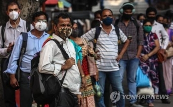 인도, 코로나19 확진자 1천만명 넘어…미국 이어 세계 2번째