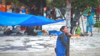 볼리비아 수도서 우박 동반 폭우…최소 4명 사망｜뉴스브리핑