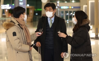 주이란 한국대사관, 억류선원 면담…“신변 안전 직접 확인“