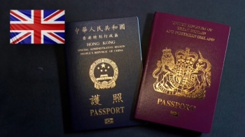 영국 “홍콩인 5년간 최대 100만명 이주“…중국, 반발