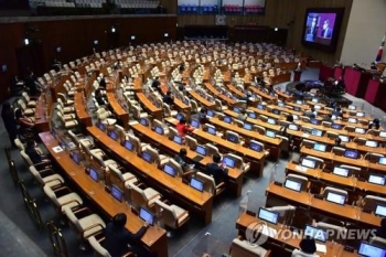 여, 법관탄핵안 160명 공동발의…가결정족수 '훌쩍'