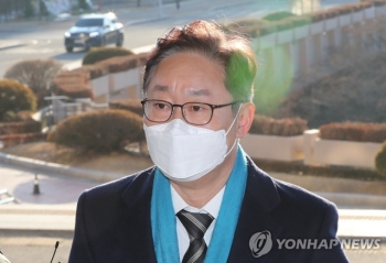 박범계 “'총장 패싱' 맞지 않아…구두로 다 설명했다“