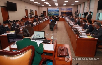 국토소위, 가덕도특별법 잠정 합의…“예타 필요시 면제“