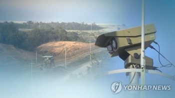 군 감시망 또 뚫려…귀순 북한 남성 CCTV 10회 포착에 8번놓쳐