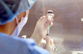 화이자 백신도 국내도입 가속…“3월 넷째·다섯째주 50만회분씩“