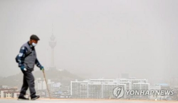 “종일 목 칼칼하고 눈 따갑고“…전국 올해 최악 황사