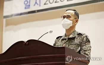 육군총장, 훈련소 과잉방역 논란에 “책임 통감…전면 재검토“