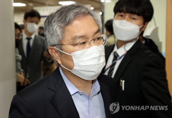 검찰, '공직선거법 위반' 최강욱에 당선무효형 구형