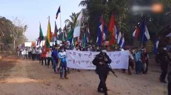 '삼엄한 경비' 미얀마 국경…“청년들, 군부에 복수 원한다“