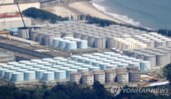 “일 후쿠시마 오염수 원전서 1㎞ 떨어진 바닷속 방류 검토“