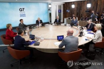 스가, G7서 올림픽 개최 의지 표명…선수단 파견 요청