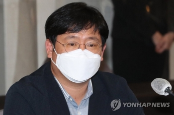 네이버 “최인혁 COO '직원 사망 사건' 책임지고 사의“