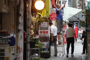 거리두기 4단계 앞둔 수도권 '한산'…유명 해수욕장은 '북적'