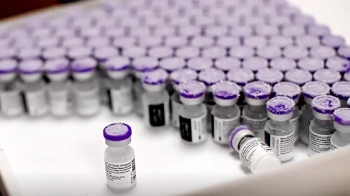 정은경 “백신 물량 충분, 일정은 바뀔 수도“…예약대란도 걱정