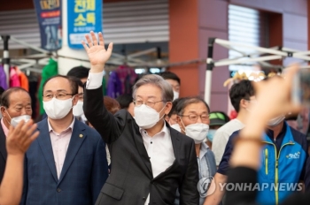 이재명, 결백 호소 “어떻게 살아왔는지 살펴봐달라“