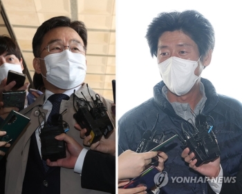 김만배, 영장 기각 6일 만에 검찰 조사…'석방' 남욱도 출석