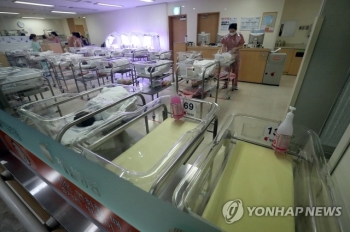 8월 출생아 2만2천명, 동월기준 역대 최저…22개월째 인구 감소
