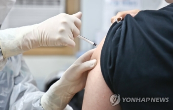 “'코로나백신 접종 고3 사망' 신고…접종후 75일만에 숨져“