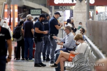 이탈리아도 재확산 공포…6개월만에 일일 확진 1만명 넘어서