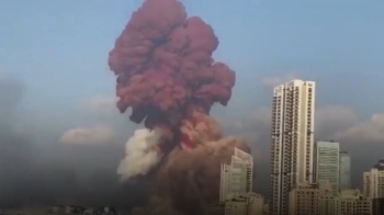 [영상] 베이루트 대폭발 견딘 저장고, 참사 2주년 앞두고 일부 무너져