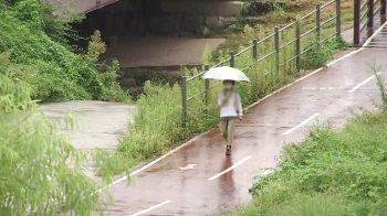 [날씨] 중부 곳곳 소나기…제주·남해안 밤부터 비
