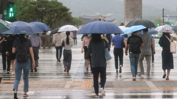 '개천절 장대비'…내일까지 최대 80㎜ 더 온 뒤 기온 뚝