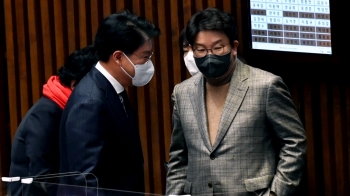 '2선 후퇴' 장제원·권성동…돌아온 원조 윤핵관?