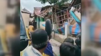 인도네시아 규모 5.6 지진 발생…“최소 46명 사망“