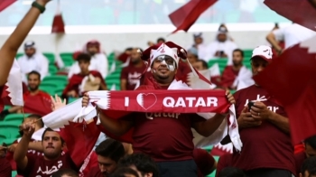 월드컵 개최국 최초 전패 탈락…카타르, 불명예 퇴장