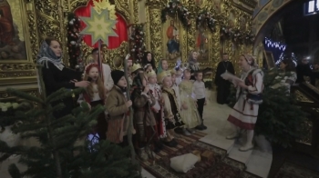 [영상구성] 전쟁 중에도 찾아 온 '키이우의 성탄'
