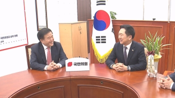 정무수석 만난 김기현 “대통령 곤란한 일 제거하겠다“