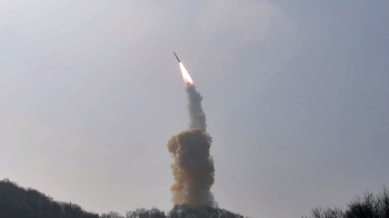 북, 전술핵 발사훈련…“동해상 목표 상공에서 폭발“
