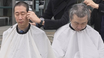 “남을 이유 없어“ 교수들마저 떠날라…삭발에 사직서까지