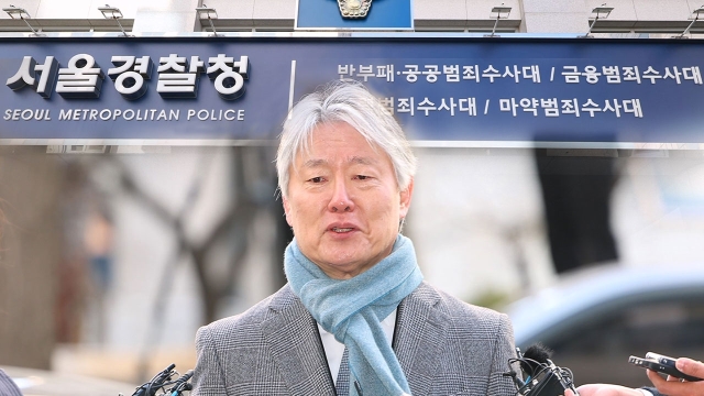 '업무방해 혐의' 노환규 전 의협회장, 경찰 소환…"독재국가에서 일어날 일"