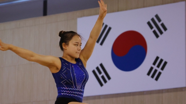 "아빠 대신 금메달을…" '여서정 이름으로' 파리 향해 날다