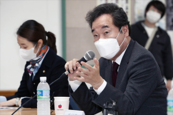 “윤석열 혐의 국정조사 검토“…이낙연 “총장 스스로 거취 결정하라“