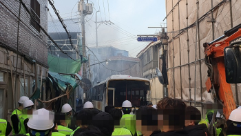 경찰, 사랑제일교회 '화염병 투척' 전담팀 구성…교회는 “용역이 던졌다“ 주장