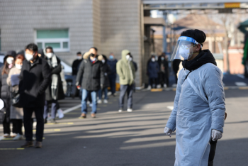 1,241명 역대 최다, 주 평균 1,006명…오늘 주한미군 백신 도착