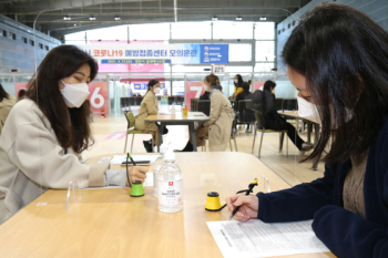 '흔들기' 금지 '6시간 내' 완료…화이자 백신 '필수 조건'