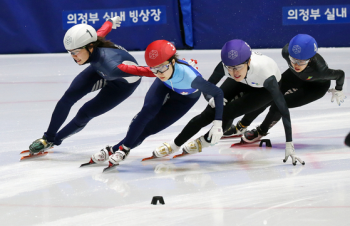 “포기 안했다“ 심석희의 금빛 질주…올해 첫 대회서 1500m 극적 우승