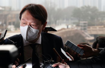 윤석열, 외교통 친구에 “한ㆍ미 정상회담이 걱정이다“