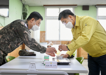 [취재썰] 국방장관 잇따른 점검 행보...현장에서 느끼는 온도차는?