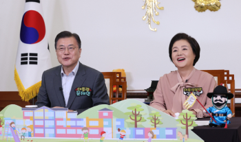 문 대통령 지지율 34% 깜짝 반등…이유는 “코로나 대처“│한국갤럽