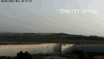 불 뿜은 팔레스타인 로켓포, 전투기 폭격한 이스라엘