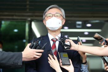 최재형 “대통령께 사의 표명…대한민국 앞날 위해 역할 숙고“