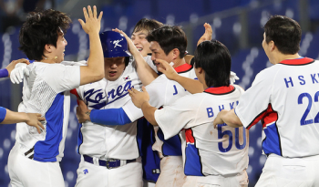 '올림픽 야구' 한국, 승부치기 끝에 이스라엘전 6대 5 승리