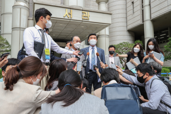 강제징용 피해자 패소 후 “배상 못 받을 것 같다“며 소 취하