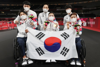패럴림픽 남자탁구, 한국 선수가 '금·은·동' 전부 싹쓸이